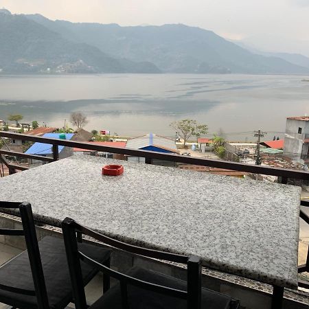 Lake Vision Guesthouse Pokhara Buitenkant foto