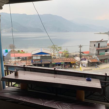 Lake Vision Guesthouse Pokhara Buitenkant foto