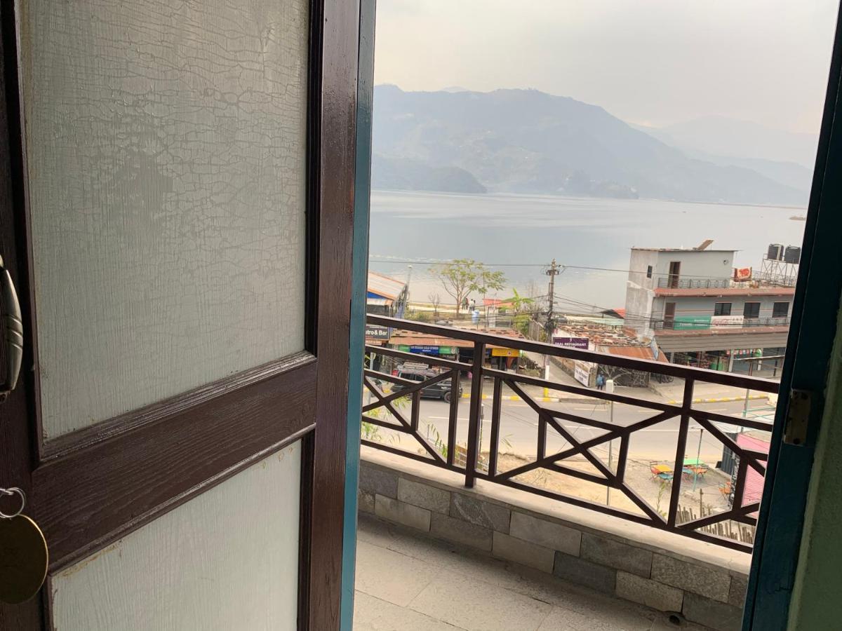 Lake Vision Guesthouse Pokhara Buitenkant foto