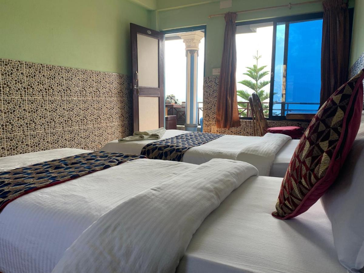 Lake Vision Guesthouse Pokhara Buitenkant foto