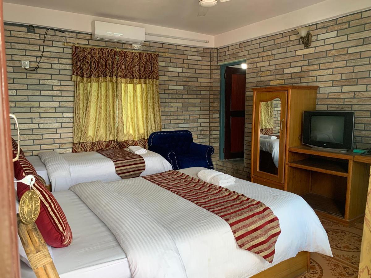 Lake Vision Guesthouse Pokhara Buitenkant foto