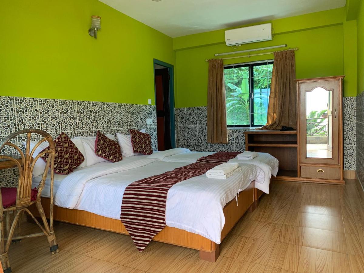 Lake Vision Guesthouse Pokhara Buitenkant foto