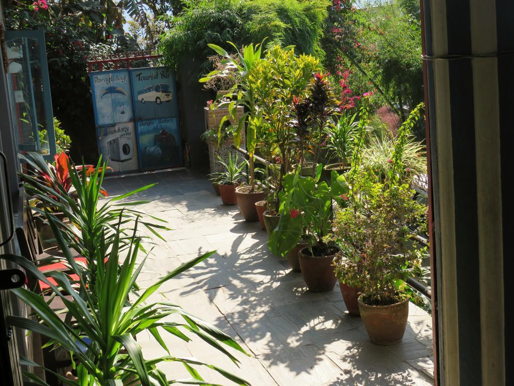 Lake Vision Guesthouse Pokhara Buitenkant foto