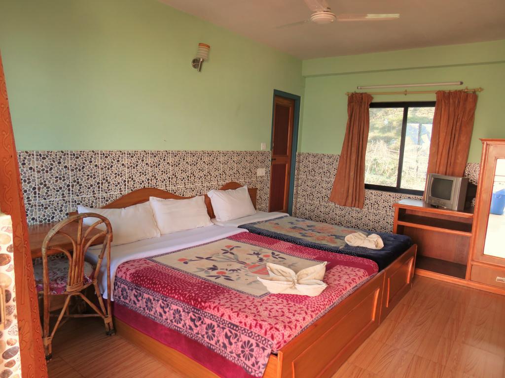 Lake Vision Guesthouse Pokhara Buitenkant foto