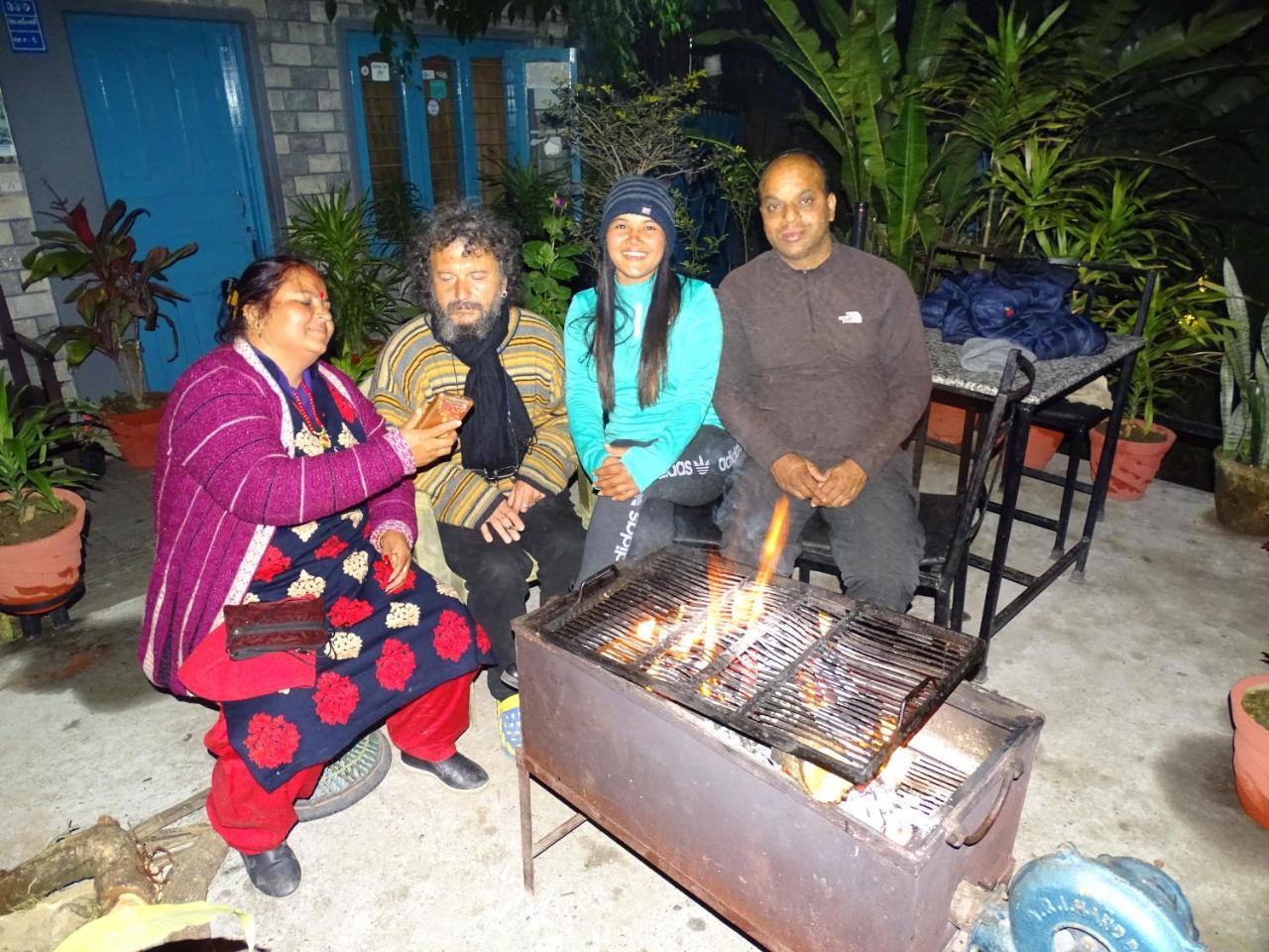Lake Vision Guesthouse Pokhara Buitenkant foto