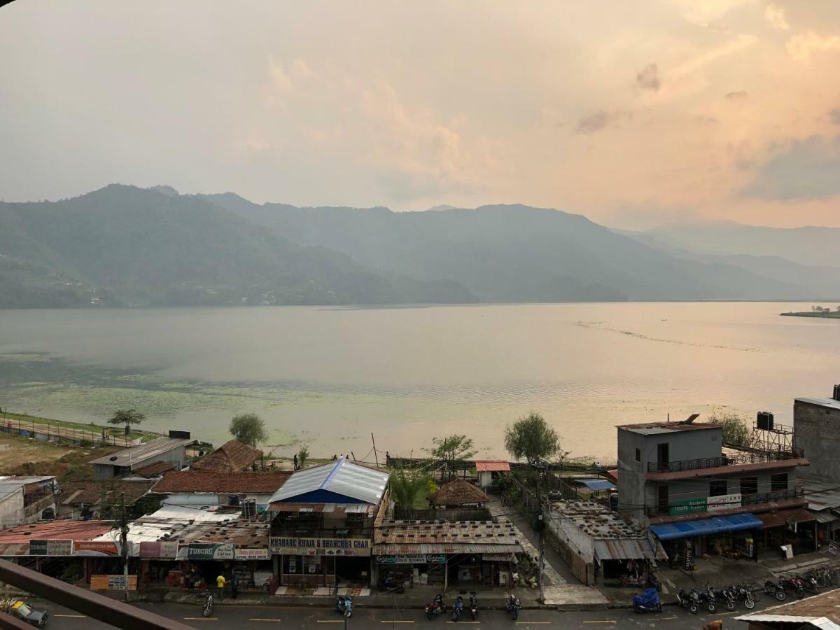 Lake Vision Guesthouse Pokhara Buitenkant foto