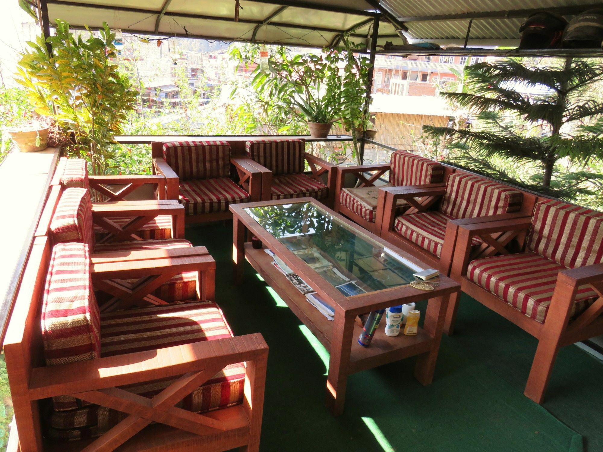 Lake Vision Guesthouse Pokhara Buitenkant foto