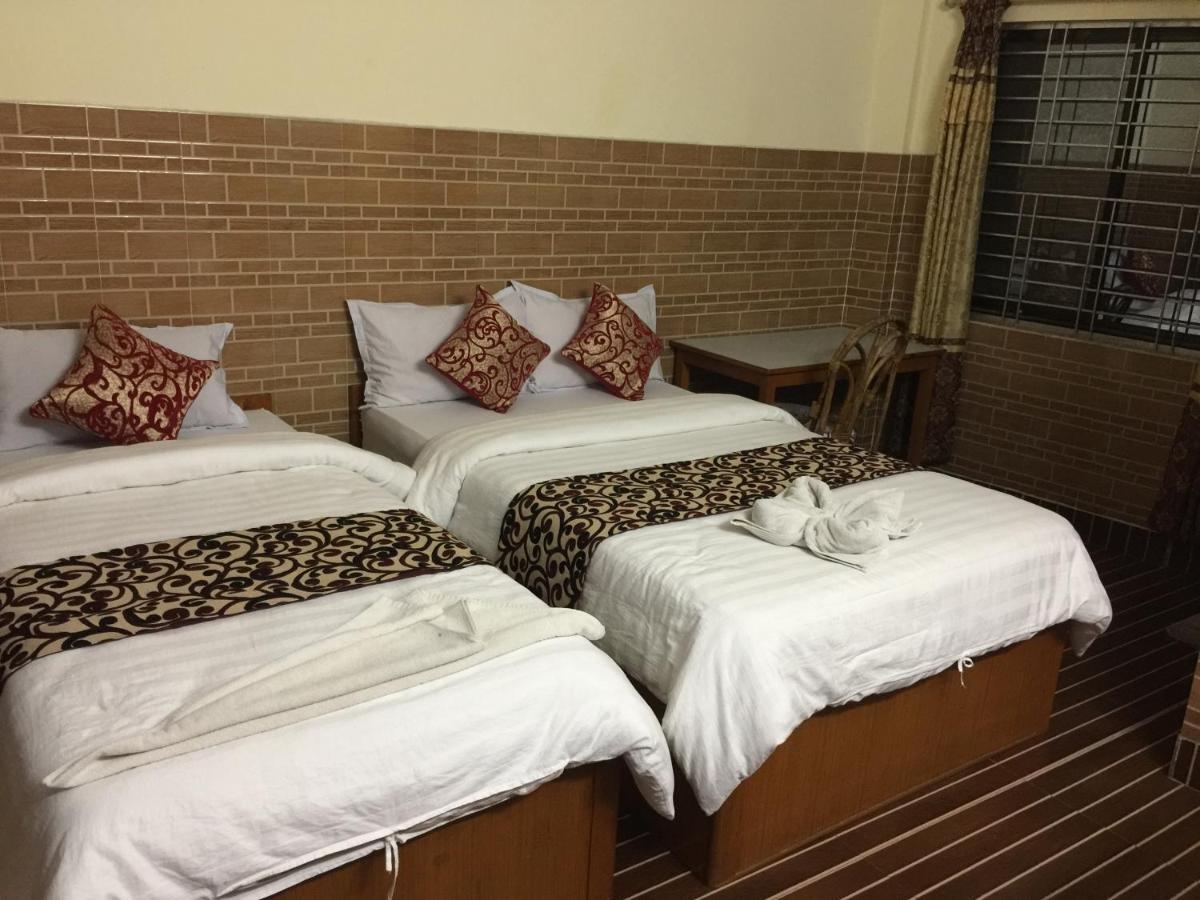 Lake Vision Guesthouse Pokhara Buitenkant foto