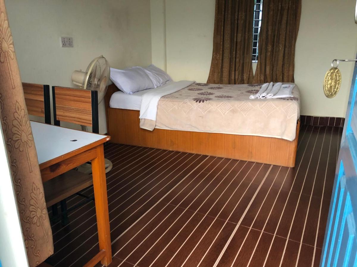 Lake Vision Guesthouse Pokhara Buitenkant foto